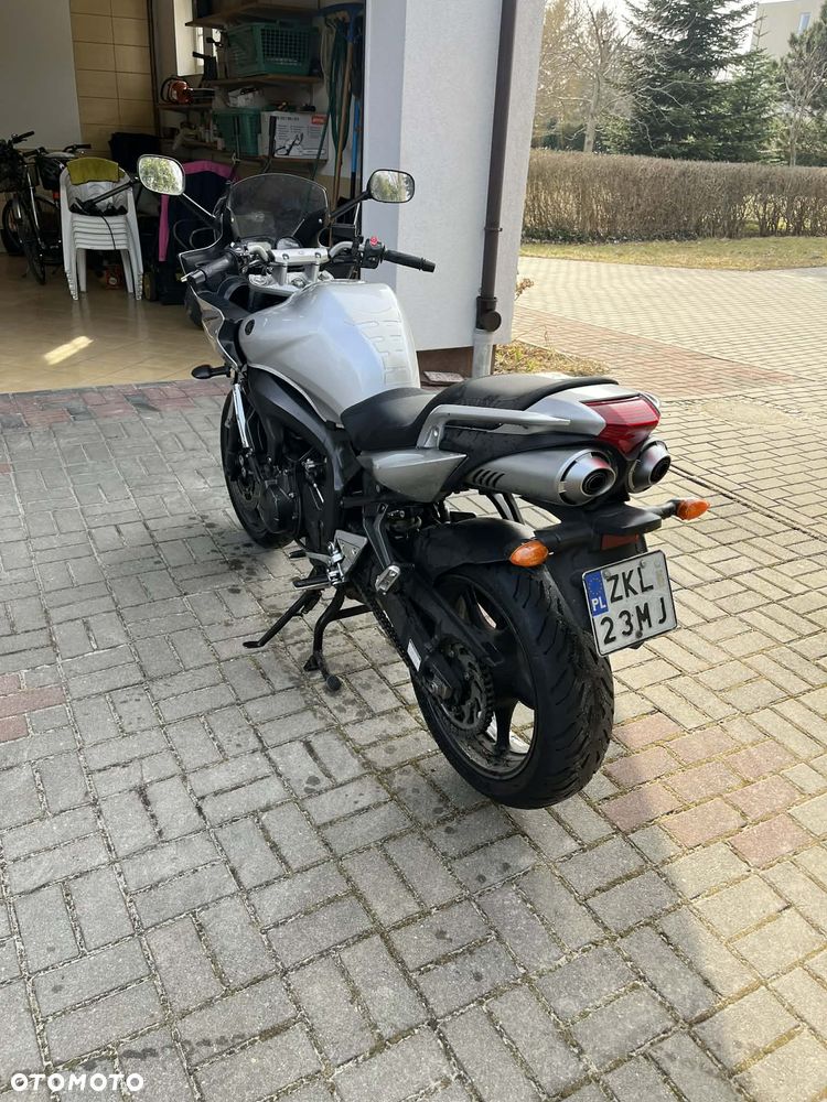 Yamaha FZ6 - 7