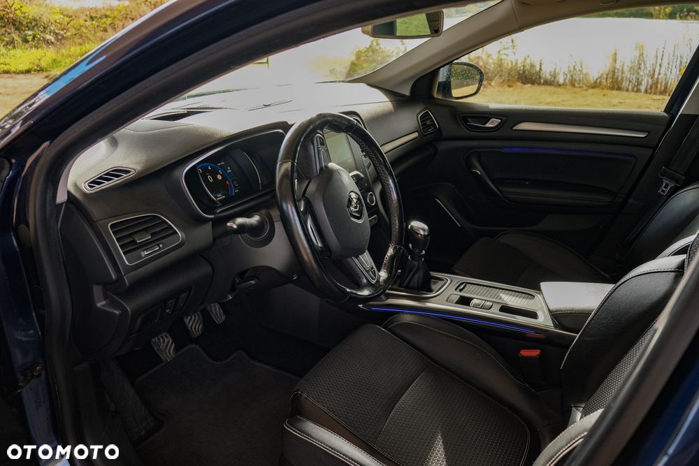 Renault Megane 1.2 16V TCe Energy Bose - 15