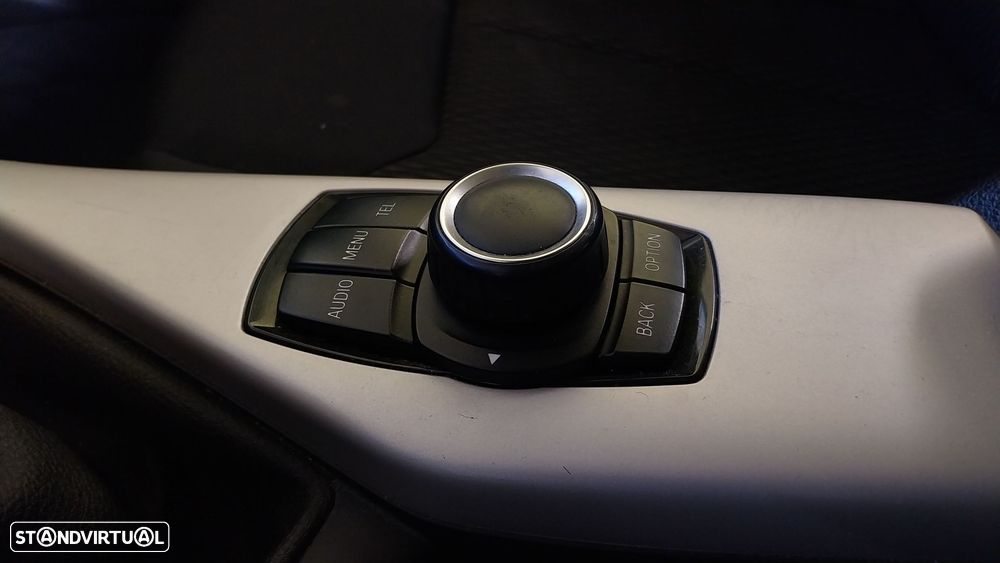 BMW 116 d EfficientDynamics - 12