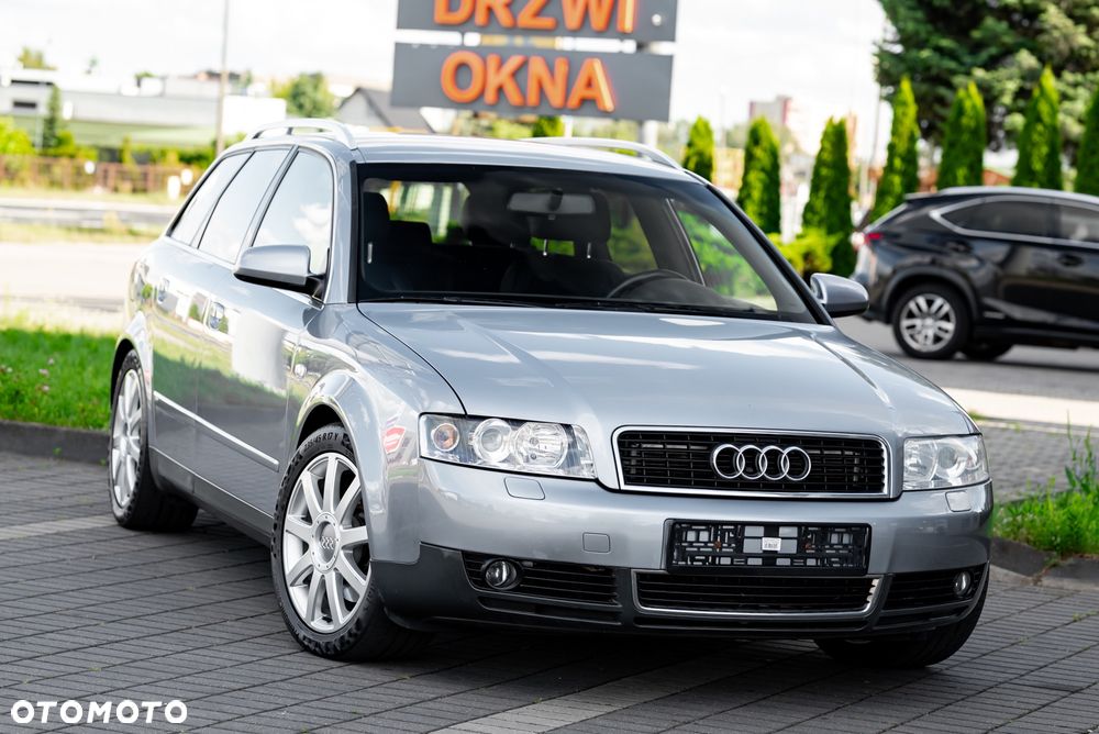 Audi A4 - 1