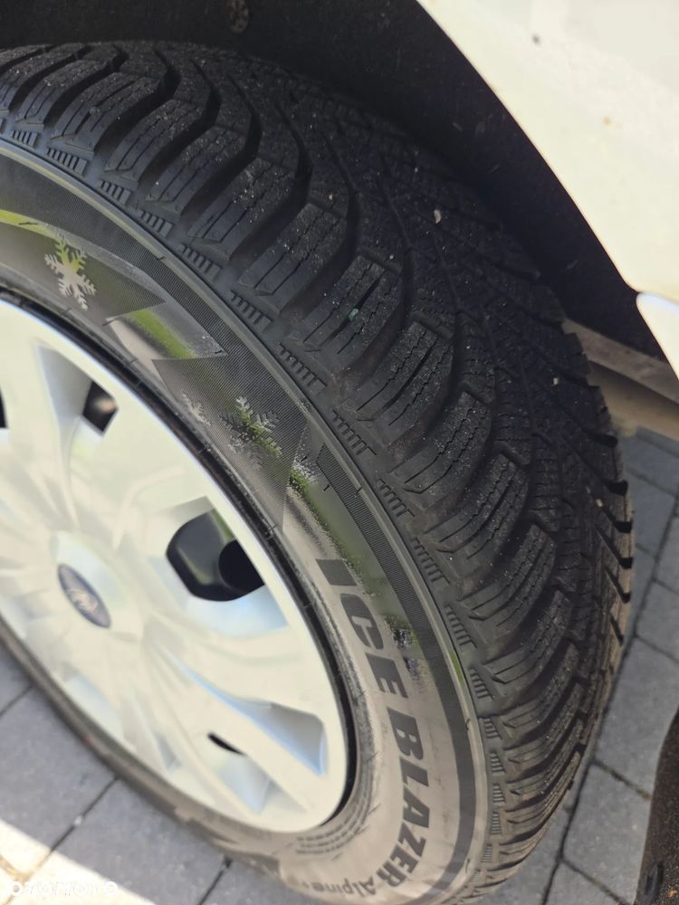 Ford Transit Connect - 18