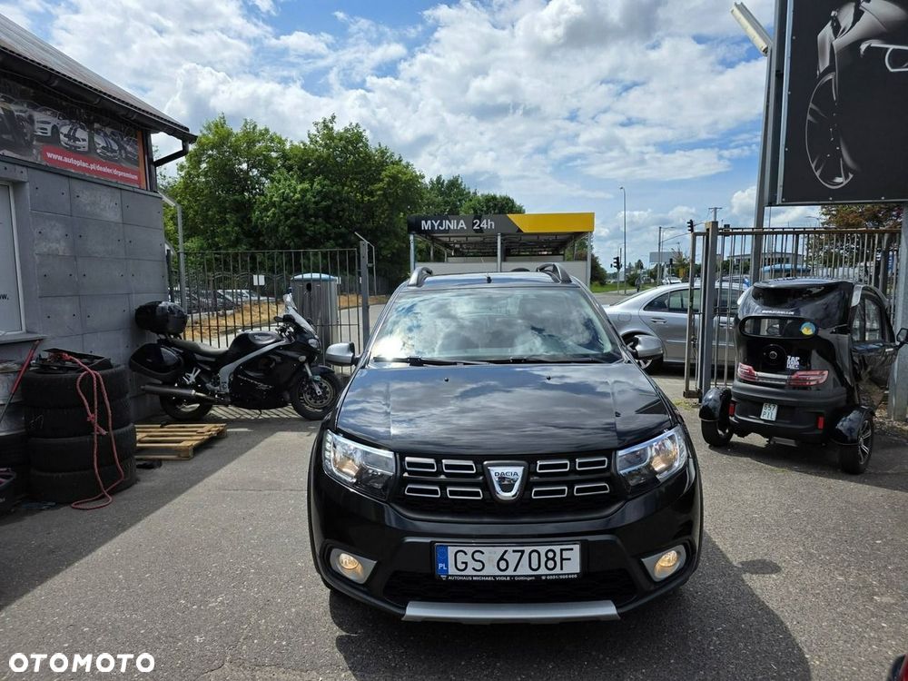 Dacia Sandero Stepway TCe 90 (S&S) Celebration - 4