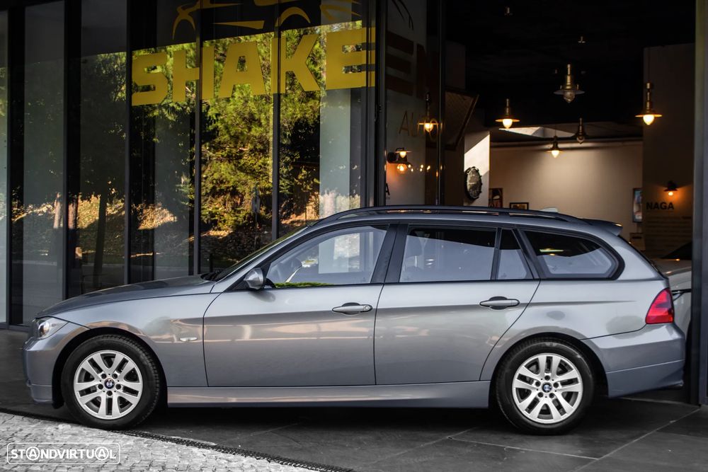 BMW 318 d LifeStyle - 2