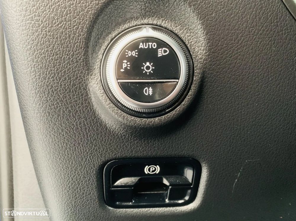 Mercedes-Benz C 200 Station d 9G-TRONIC - 13