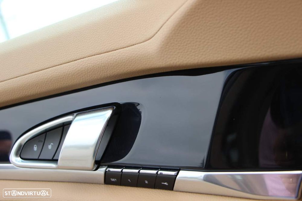 Porsche Panamera S E-Hybrid - 10