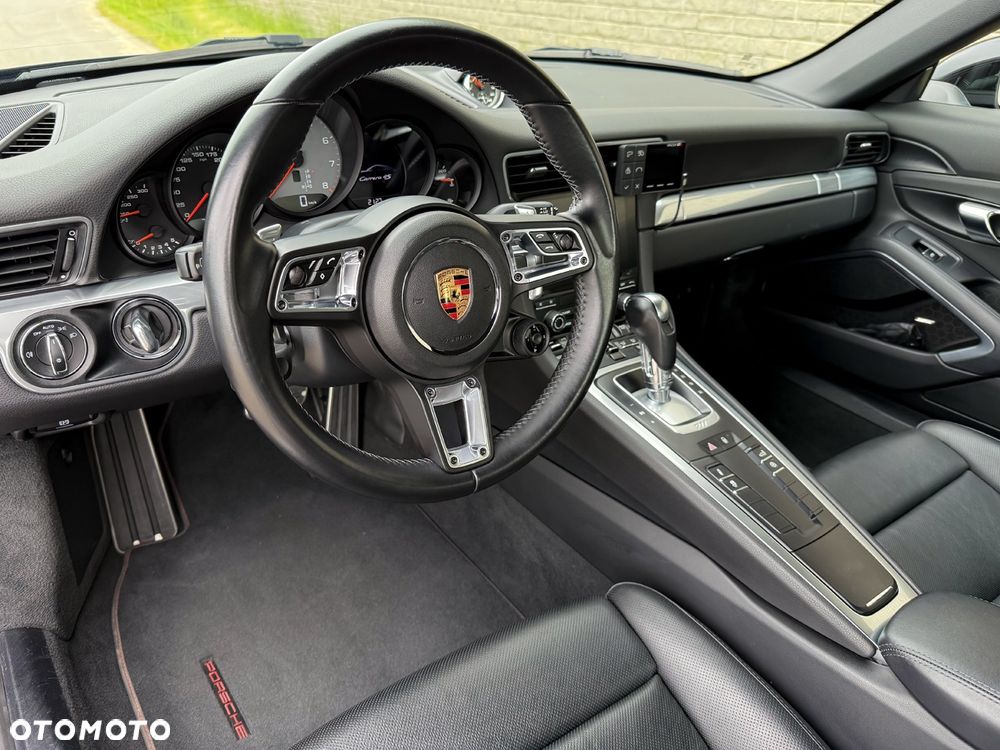 Porsche 911 Carrera 4S PDK - 3
