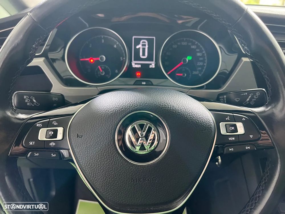 VW Touran 1.6 TDI Highline DSG - 46