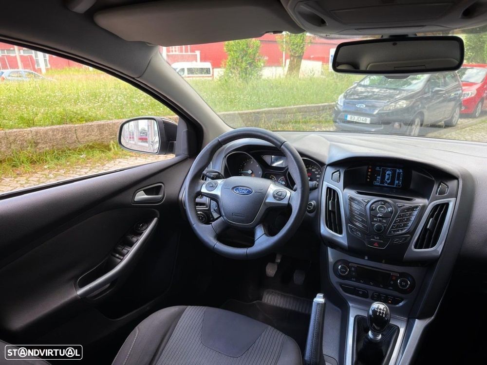 Ford Focus SW 1.6 TDCi Titanium - 19