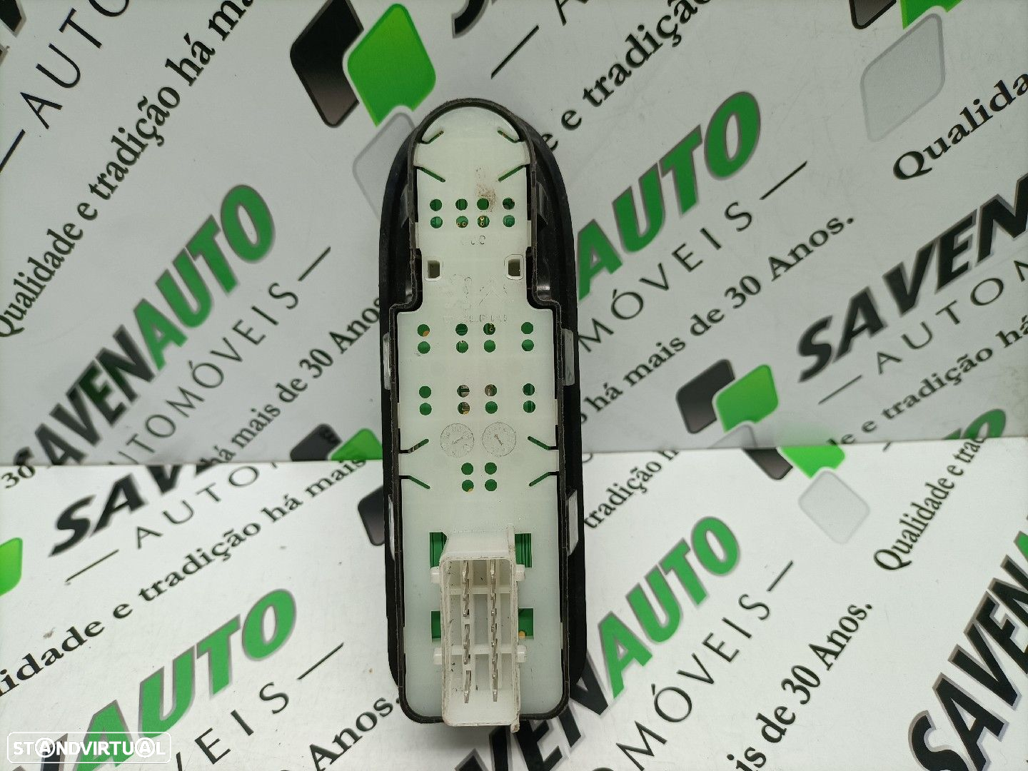 Botão / Botões / Comutador Vidro Esq Citroën C3 Ii (Sc_) - 2