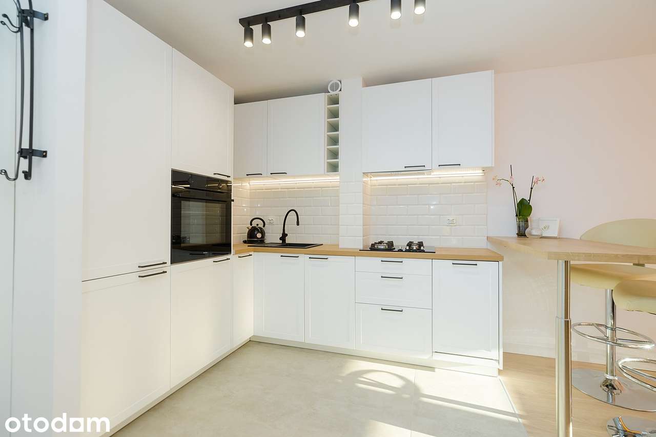 2 POKOJE PRZY METRZE BRÓDNO | 37,5 m² | PIWNICA | DOSTĘPNE OD 01.10.