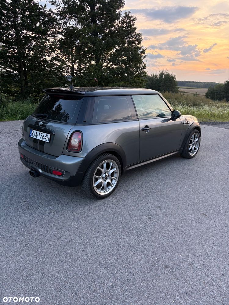 MINI Cooper S Standard - 11