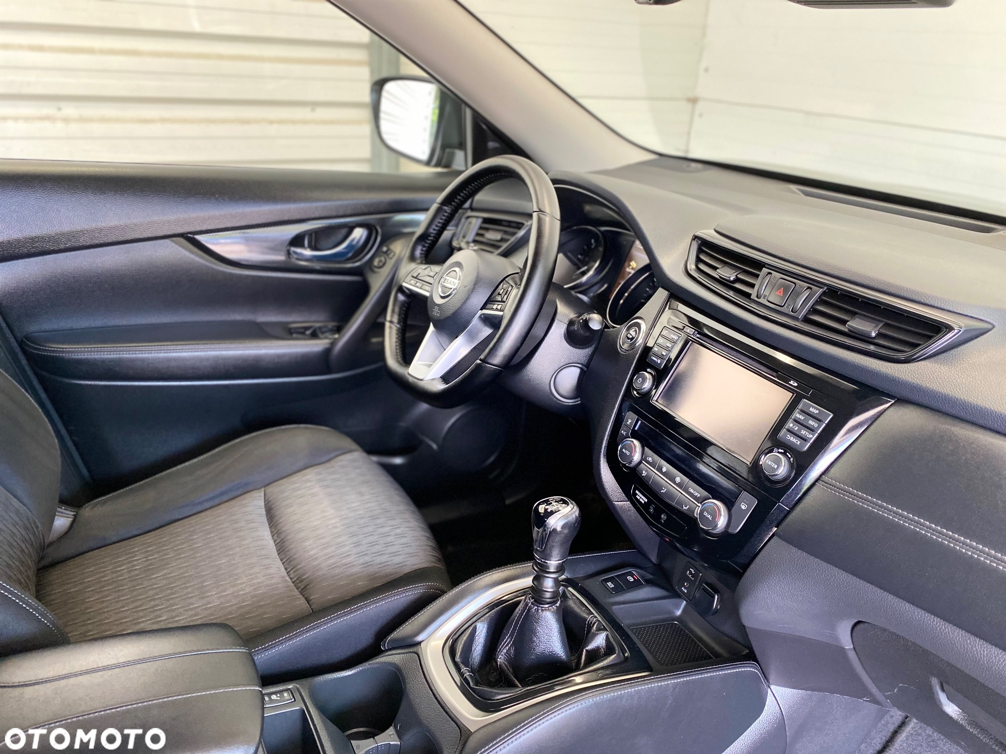 Nissan X-Trail 1.6 DCi N-Connecta 2WD - 11