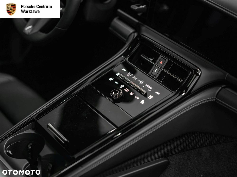 Porsche Panamera - 18