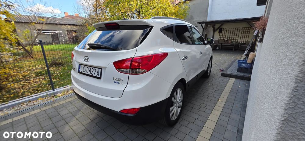 Hyundai ix35 1.7 CRDi 2WD blue Finale Gold - 3