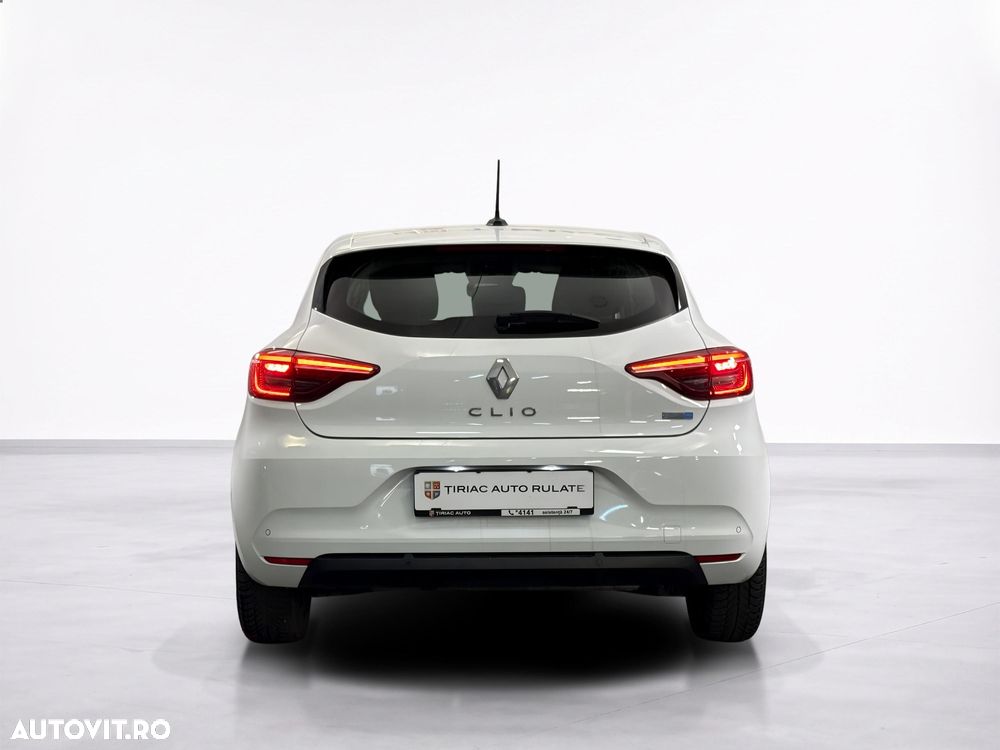 Renault Clio - 5