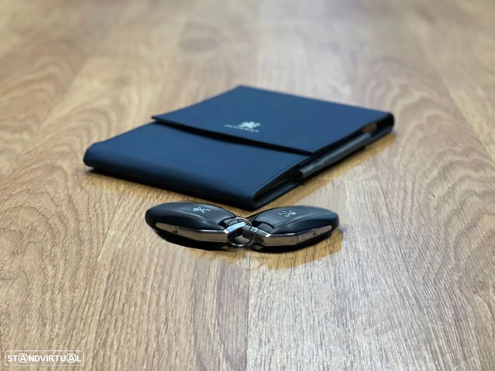 Peugeot 2008 1.2 PureTech Allure Pack EAT8 - 12