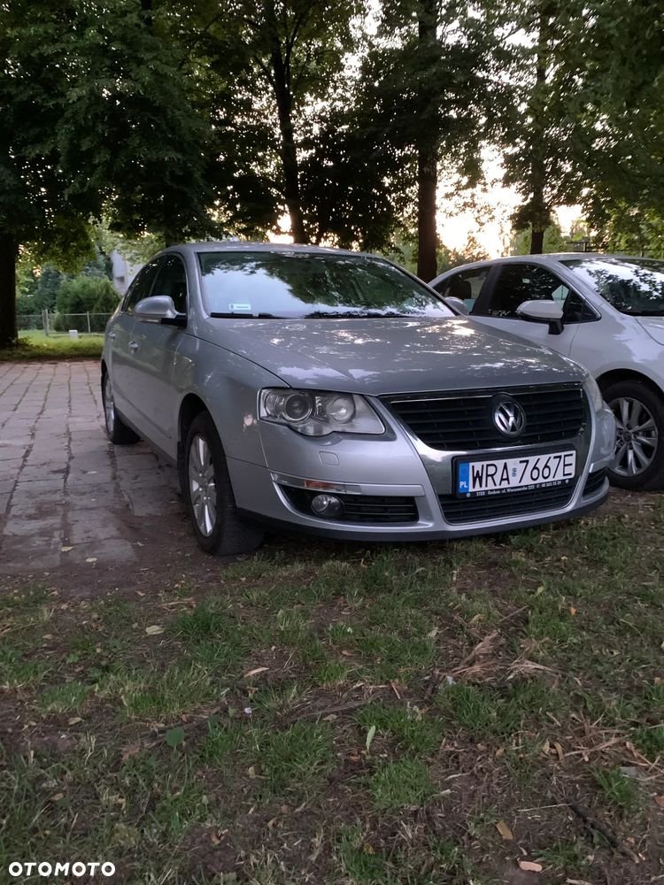 Volkswagen Passat 1.8 TSI Comfortline - 1