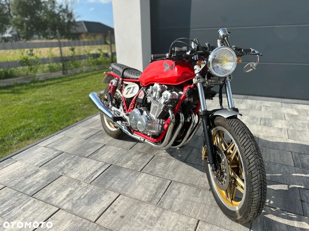 Honda CB - 16