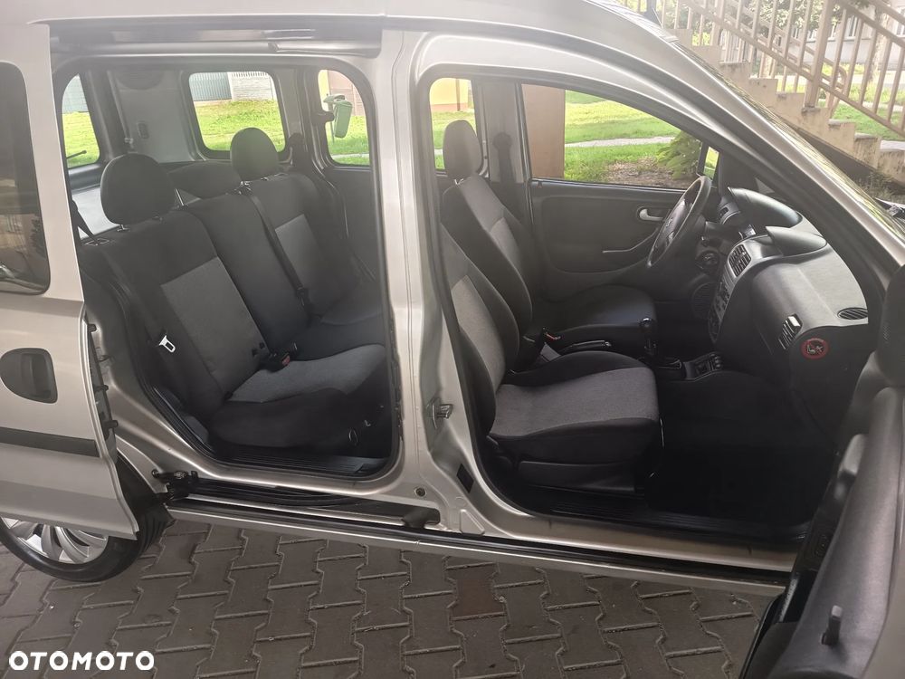 Opel Combo Tour - 12