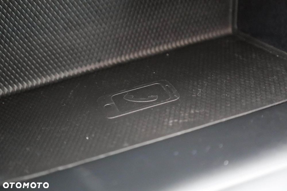 Volkswagen Golf 2.0 TDI Life - 26