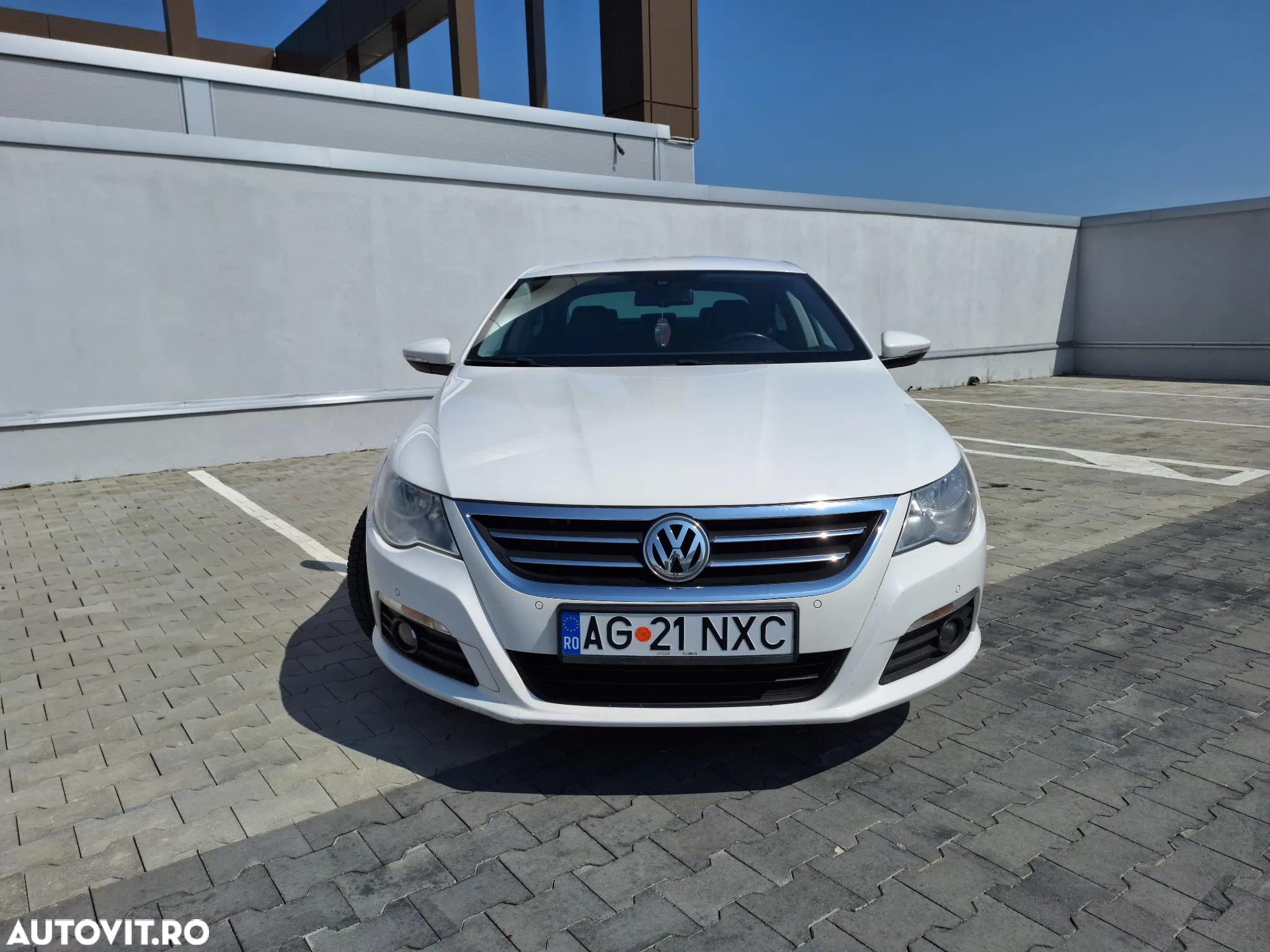 Volkswagen Passat CC 2.0 TDI DSG - 2