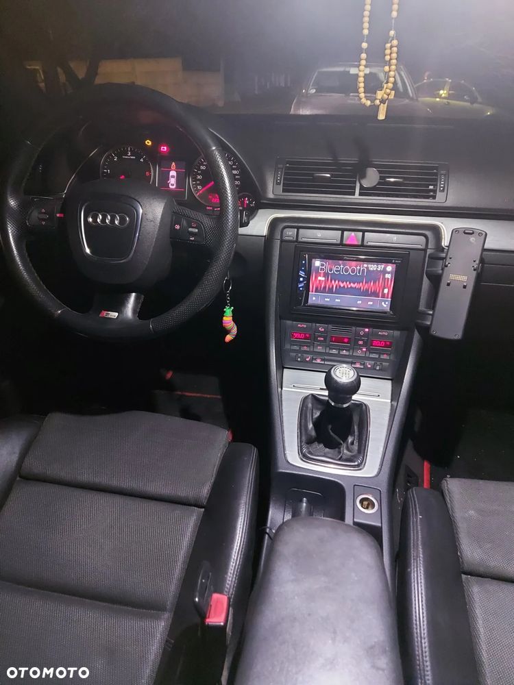 Audi A4 Limousine 2.0 TDI DPF S line Sportpaket (plus) - 6