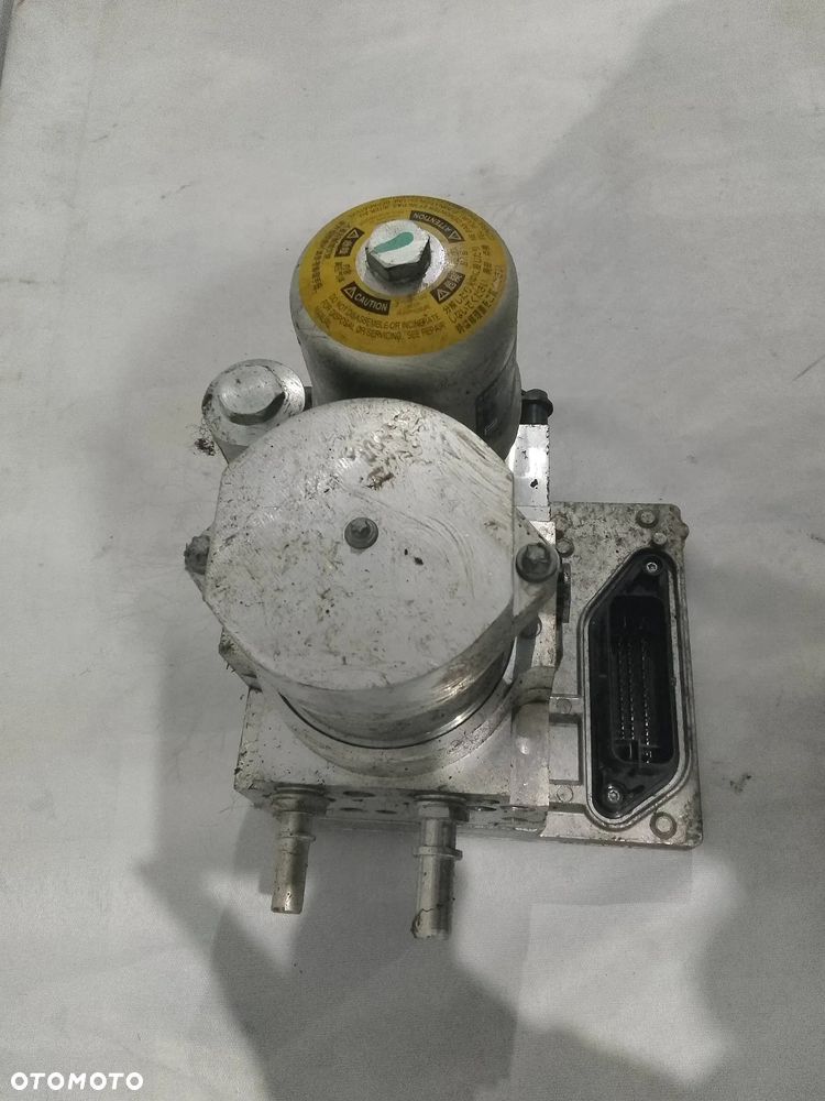 Moduł pompy hamulcowej ABS Fisker Karma C131115400203 - 3