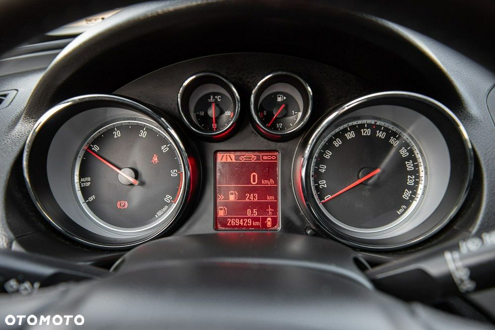 Opel Insignia 2.0 CDTI Cosmo - 32