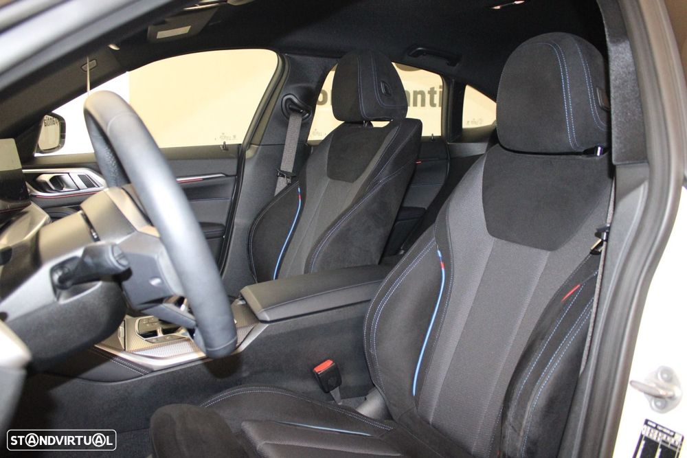 BMW i4 eDrive40 Pack Desportivo M - 44