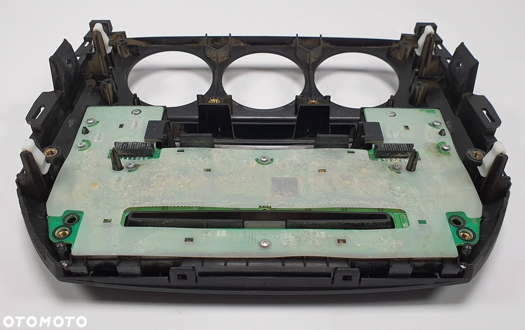 RADIO CD WYŚWIETLACZ PANEL KONSOLI MAZDA MX-5 III NC - 6