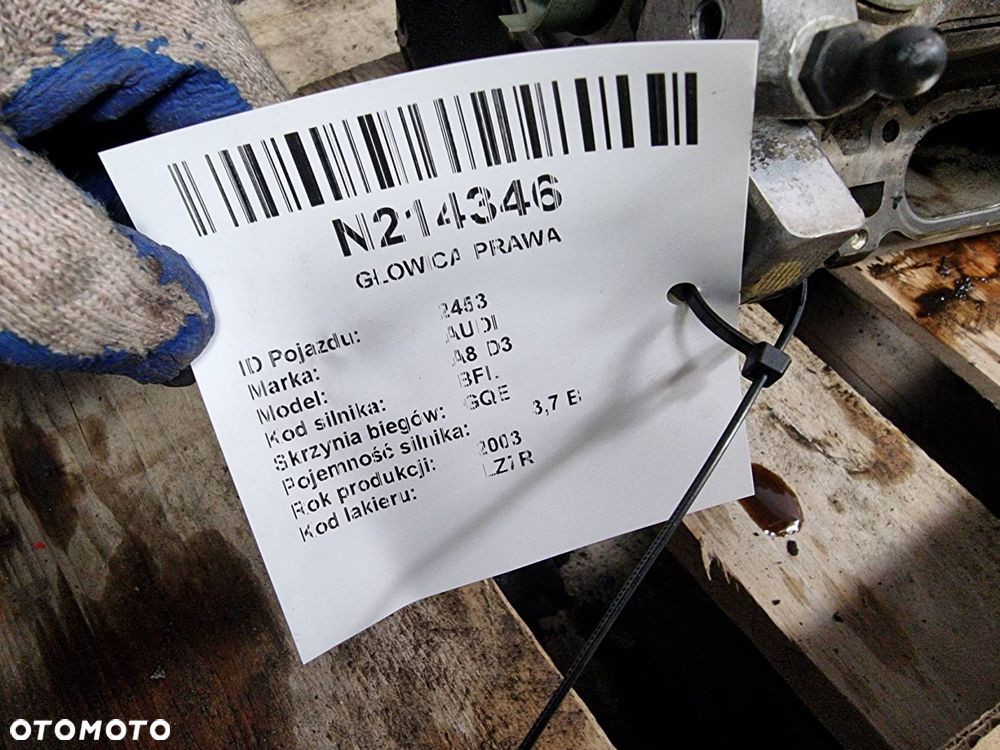 GŁOWICA PRAWA AUDI A8 D3 - 8