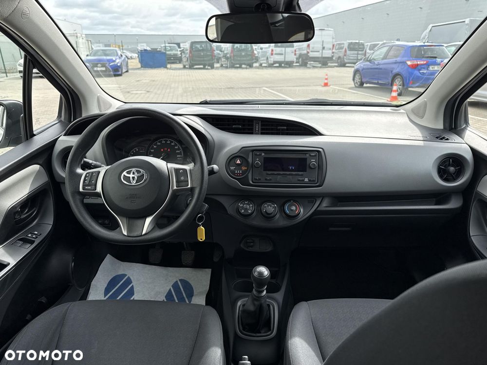 Toyota Yaris 1.5 Active - 9