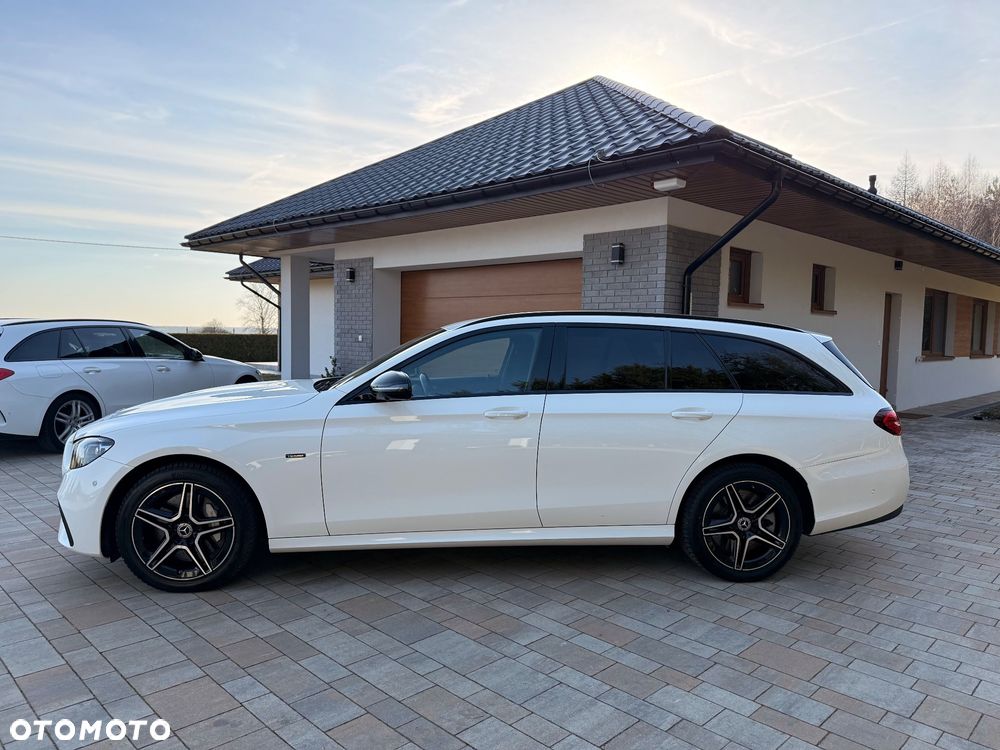 Mercedes-Benz Klasa E 300 de 9G-TRONIC - 38