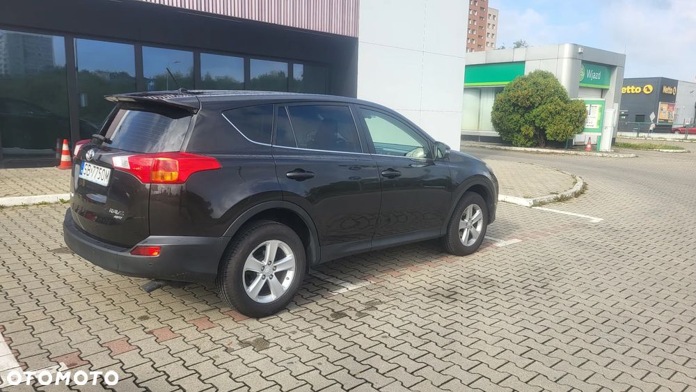 Toyota RAV4 2.0 D-4D Premium - 4