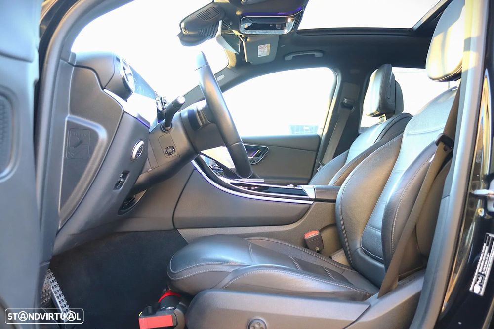 Mercedes-Benz GLC 300 e 4Matic 9G-TRONIC Avantgarde Advanced - 23