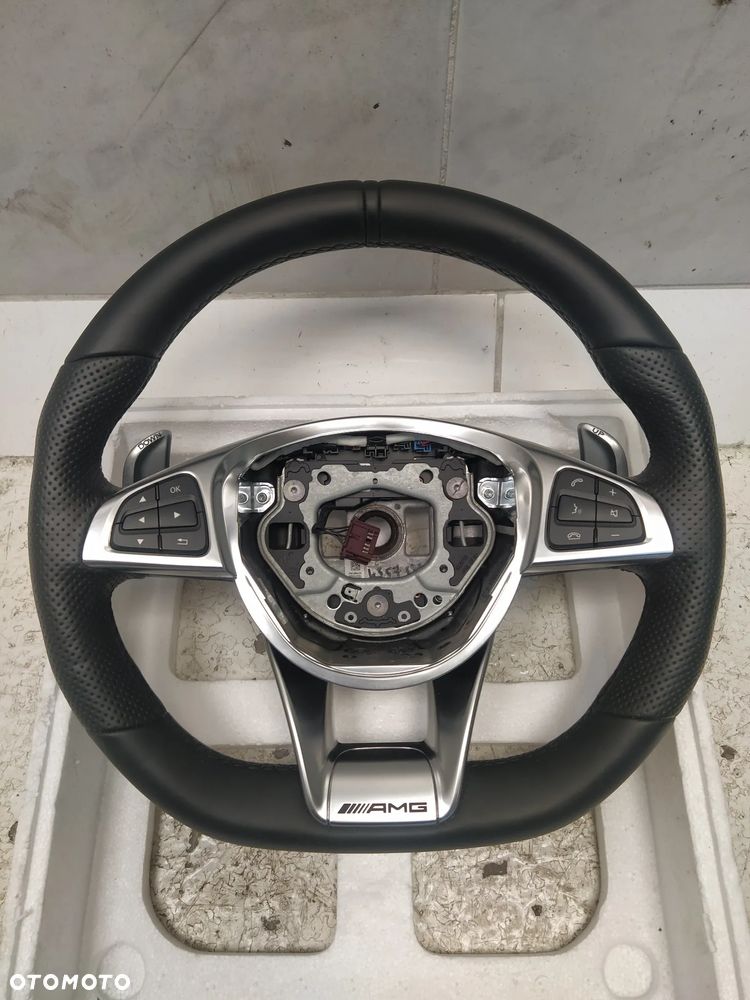 MERCEDES W205 C63 AMG KIEROWNICA MULTIFUNKCYJNA SKÓRA ŁOPATKI ORYGINAŁ - 2