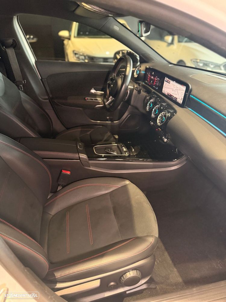 Mercedes-Benz A 200 AMG Line Aut. - 32