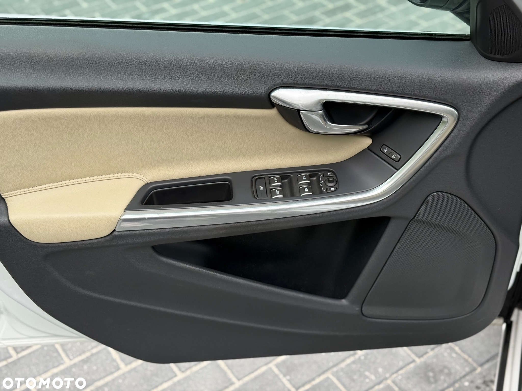 Volvo S60 - 10