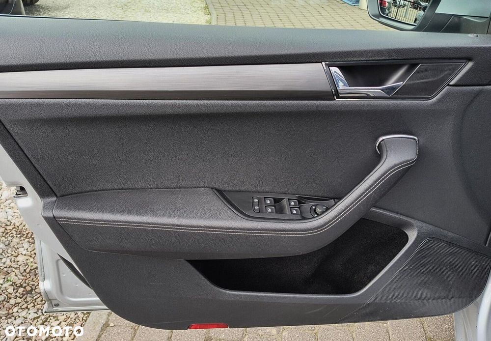 Skoda Superb 2.0 TSI Style DSG - 24