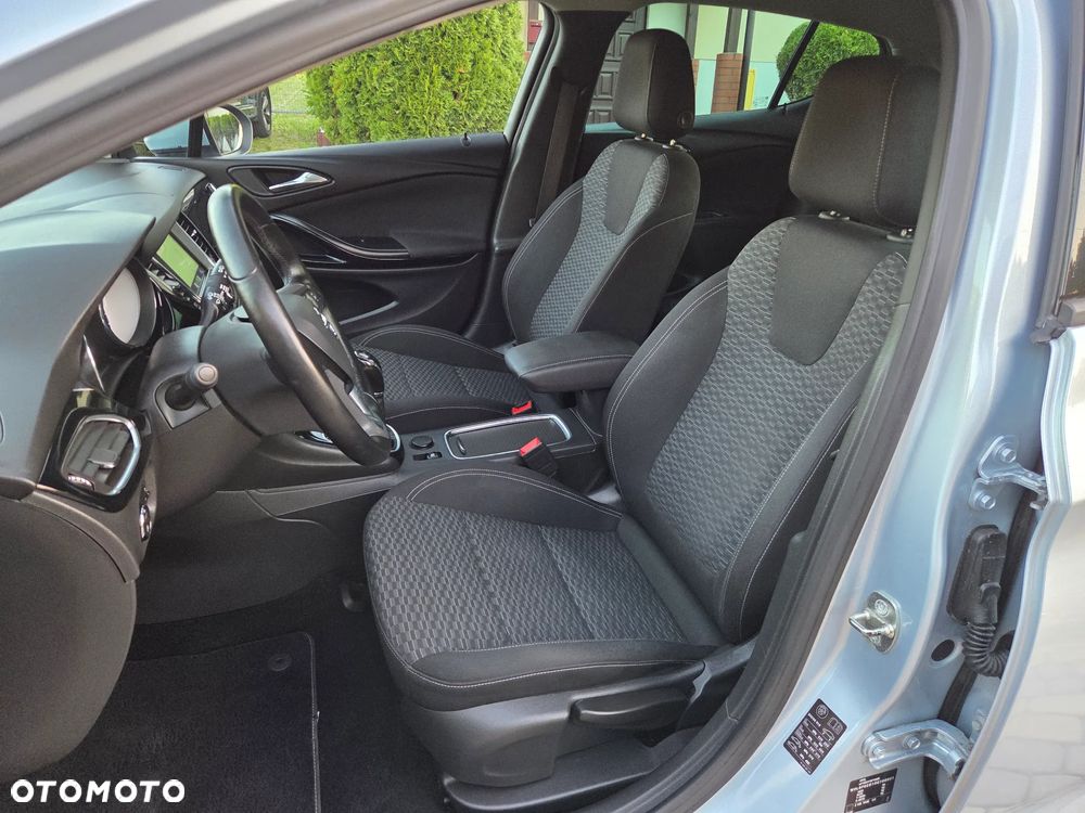 Opel Astra 1.4 Turbo Active - 32