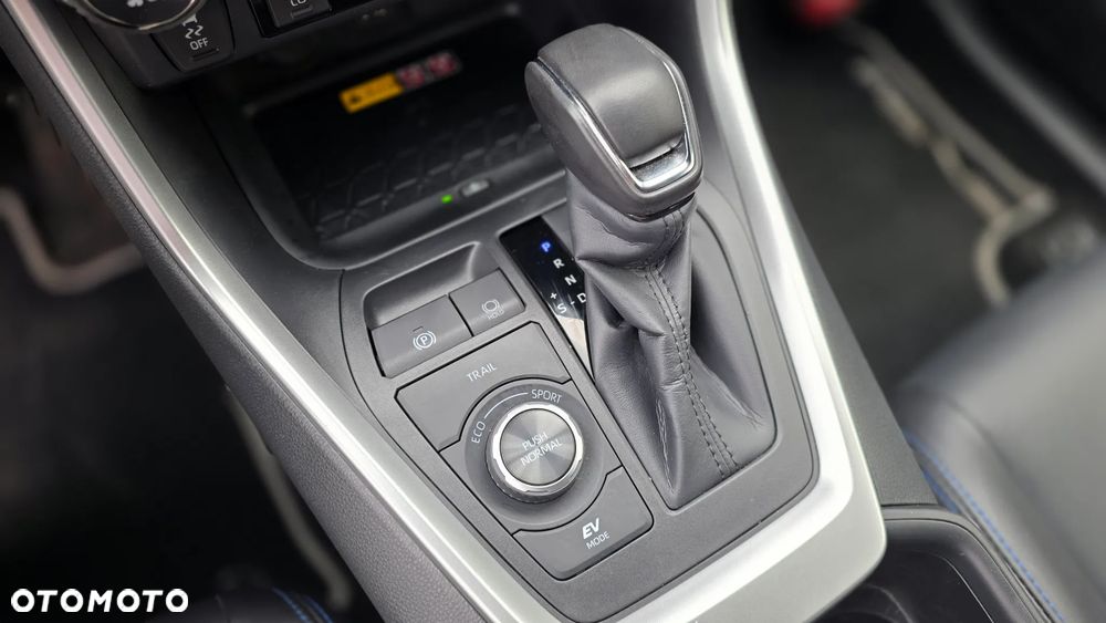 Toyota RAV4 - 31