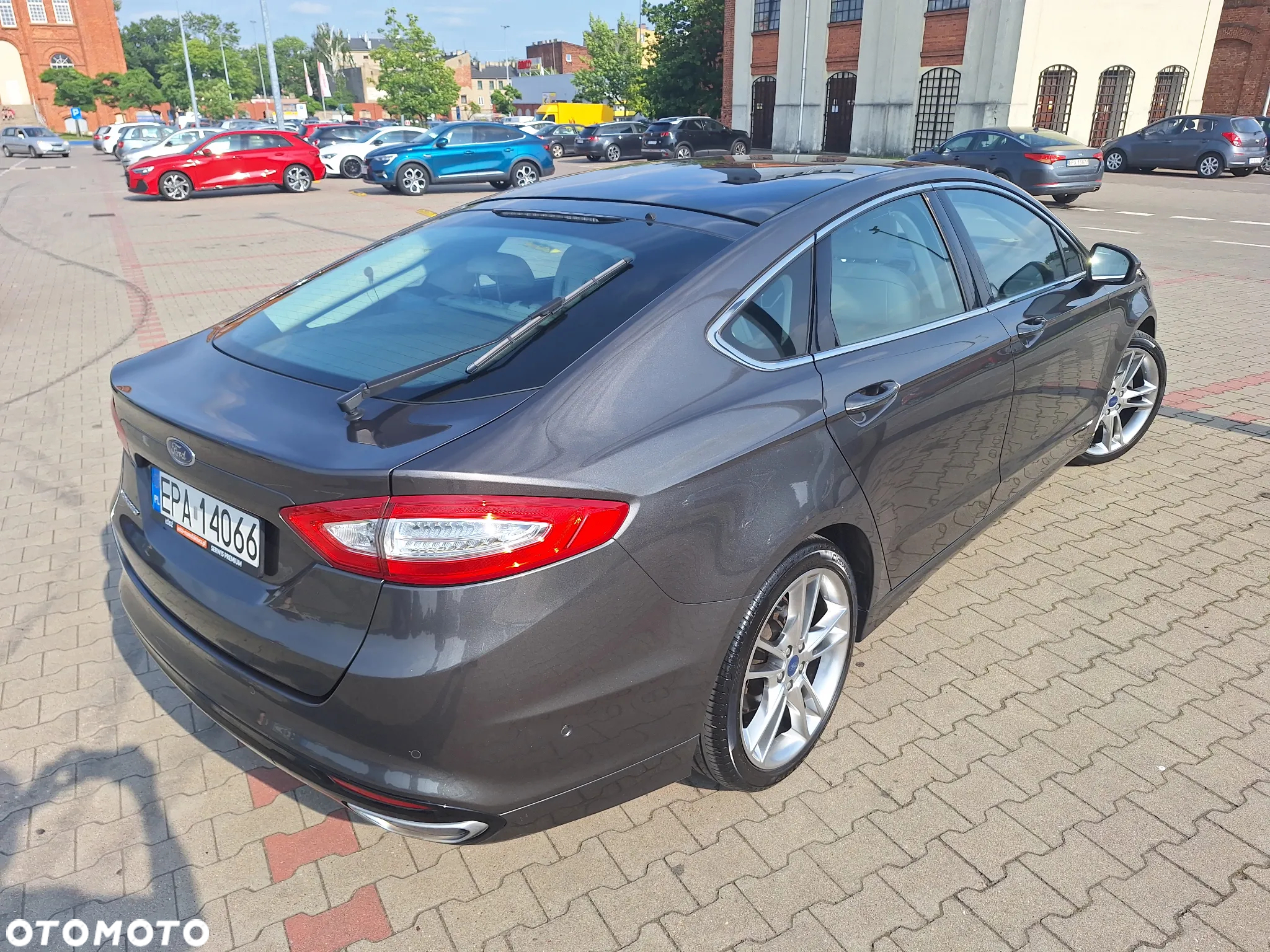 Ford Mondeo 2.0 TDCi Bi-Turbo PowerShift-Aut Titanium - 12