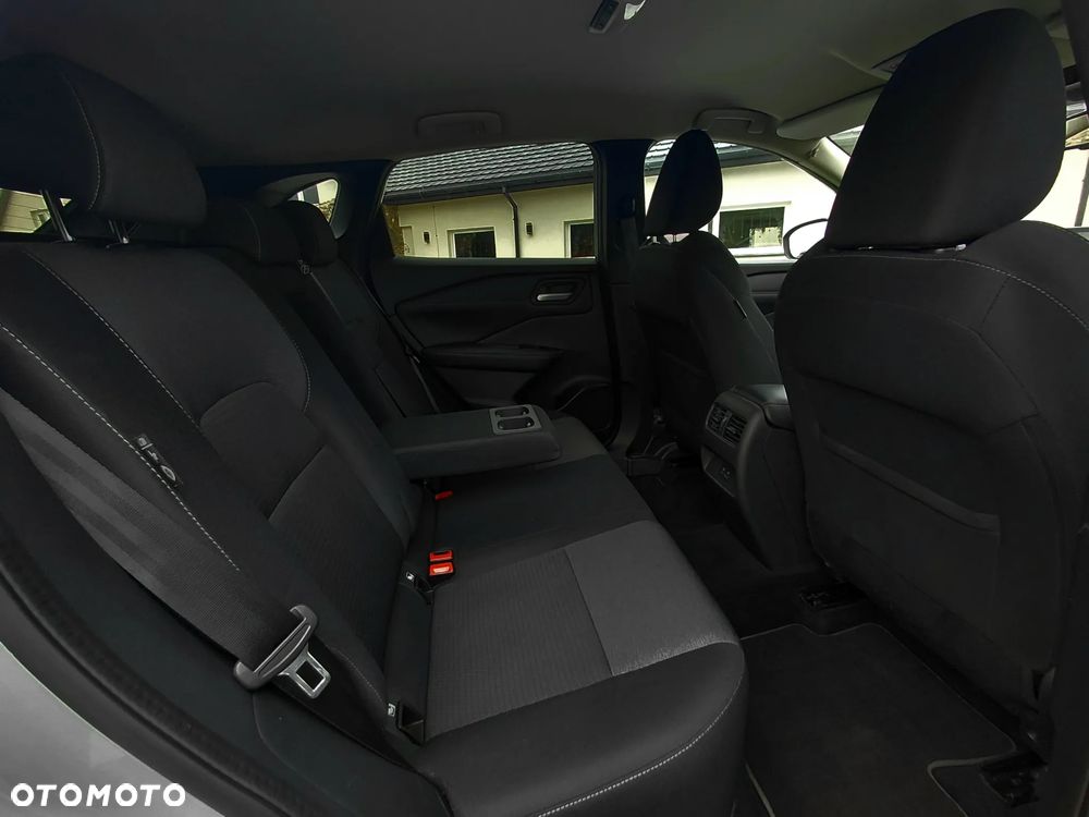 Nissan Qashqai 1.3 DIG-T SHIRO - 39