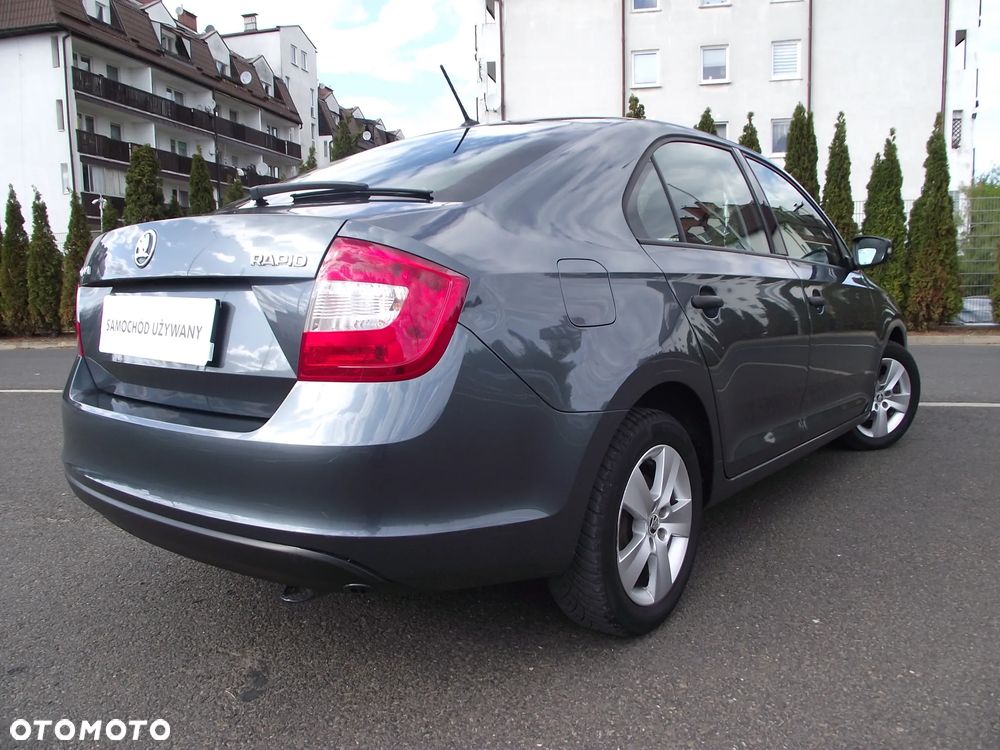 Skoda RAPID 1.2 TSI Ambition - 7