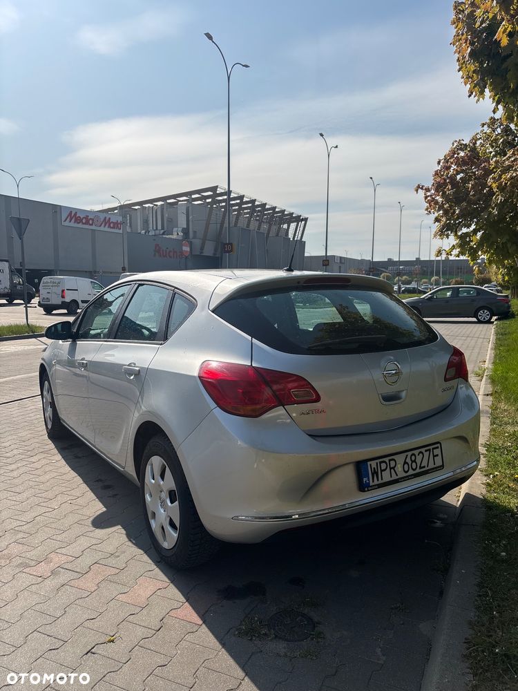 Opel Astra 1.4 T Active - 10