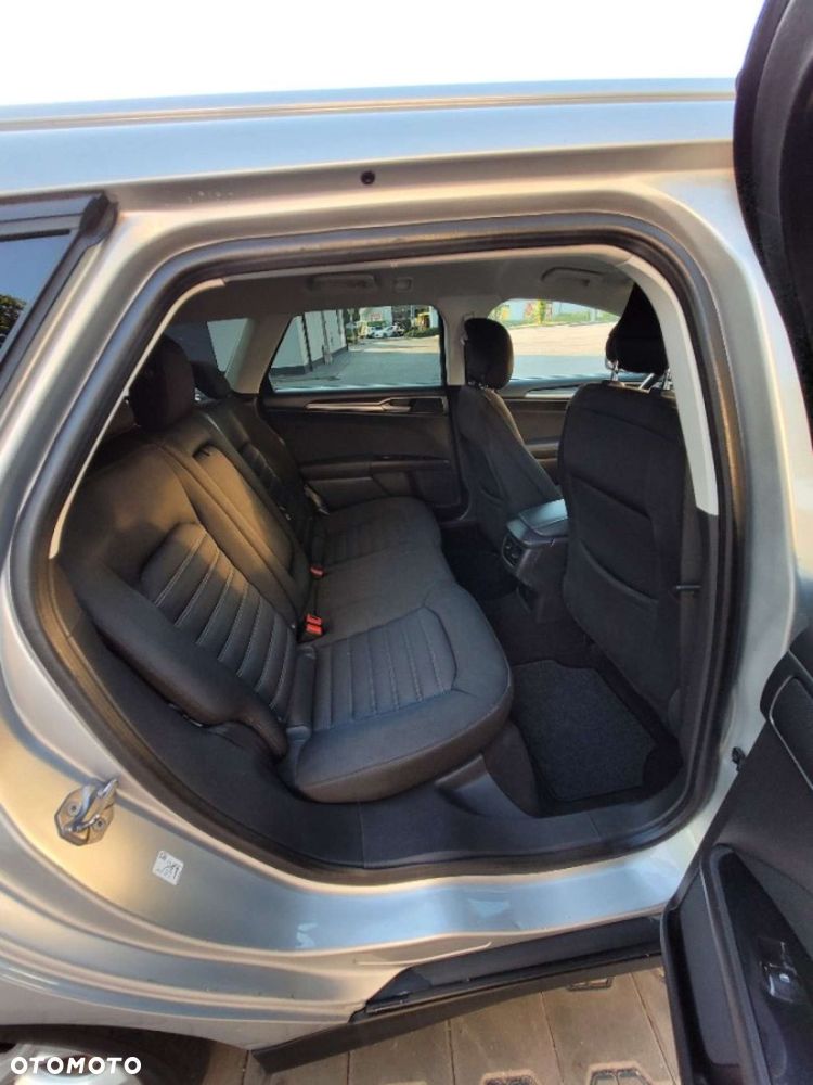 Ford Mondeo 2.0 TDCi Ambiente - 16