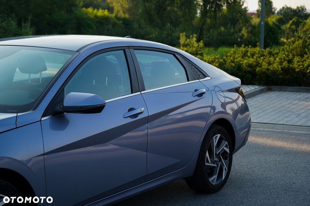 Hyundai Elantra 1.6 Smart CVT - 6