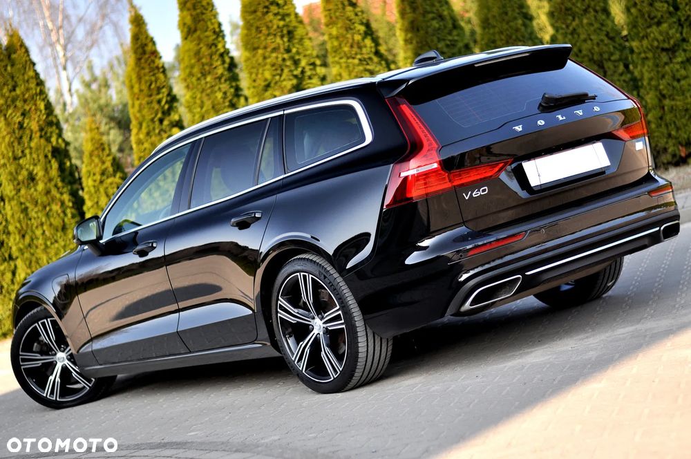 Volvo V60 T6 AWD Recharge Geartronic Inscription - 4