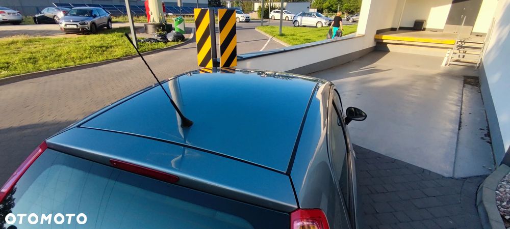 Fiat Grande Punto 1.4 8V Dynamic - 10