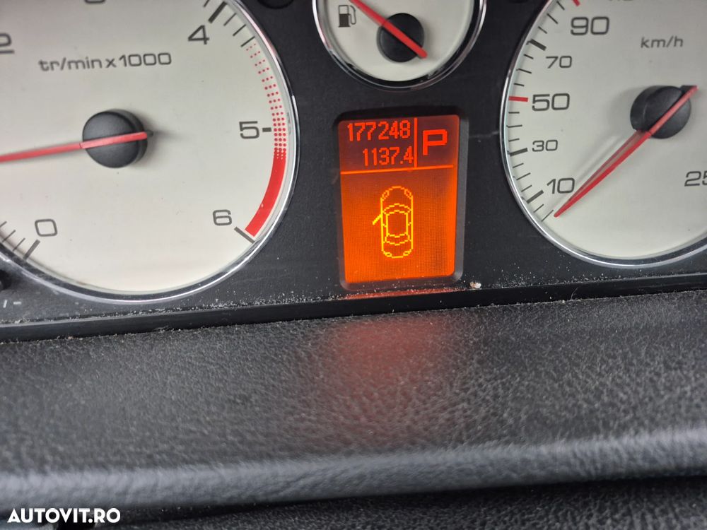 Peugeot 407 HDi 135 Automatik JBL - 7